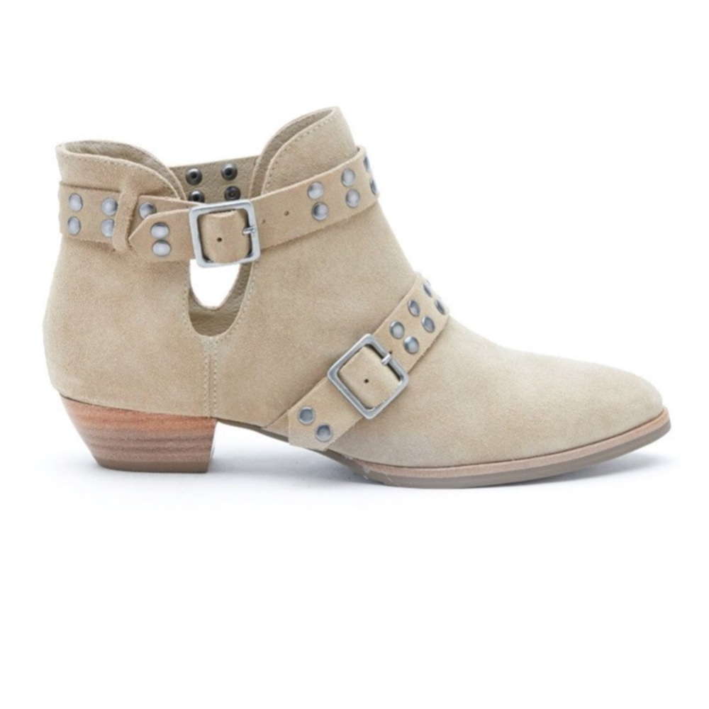 Matisse | Neil Studded Small Heel Bootie Boots